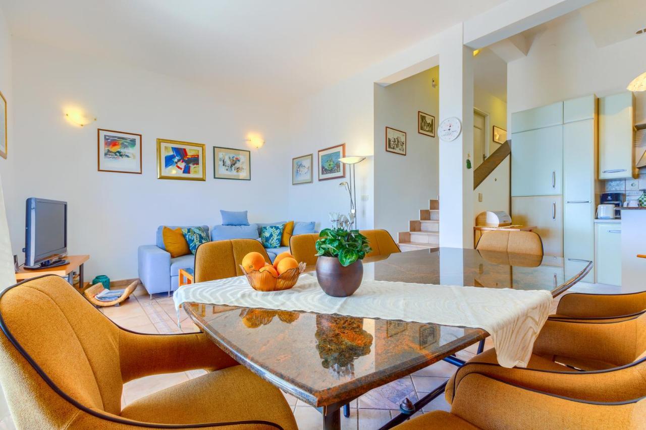 Apartments Meri Трогир Экстерьер фото